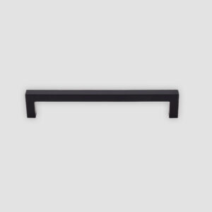 Top Knobs Nouveau III Sq Bar Pull Flat Black